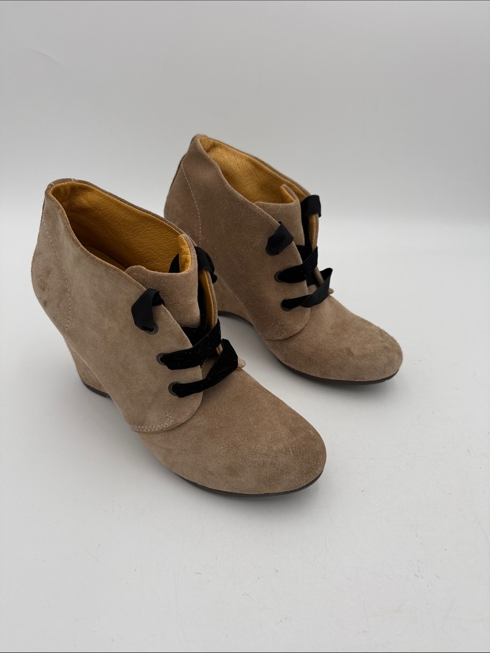 bussola Taupe Suede Wedge Ankle Booties women 41 Laces casual Y2K grunge